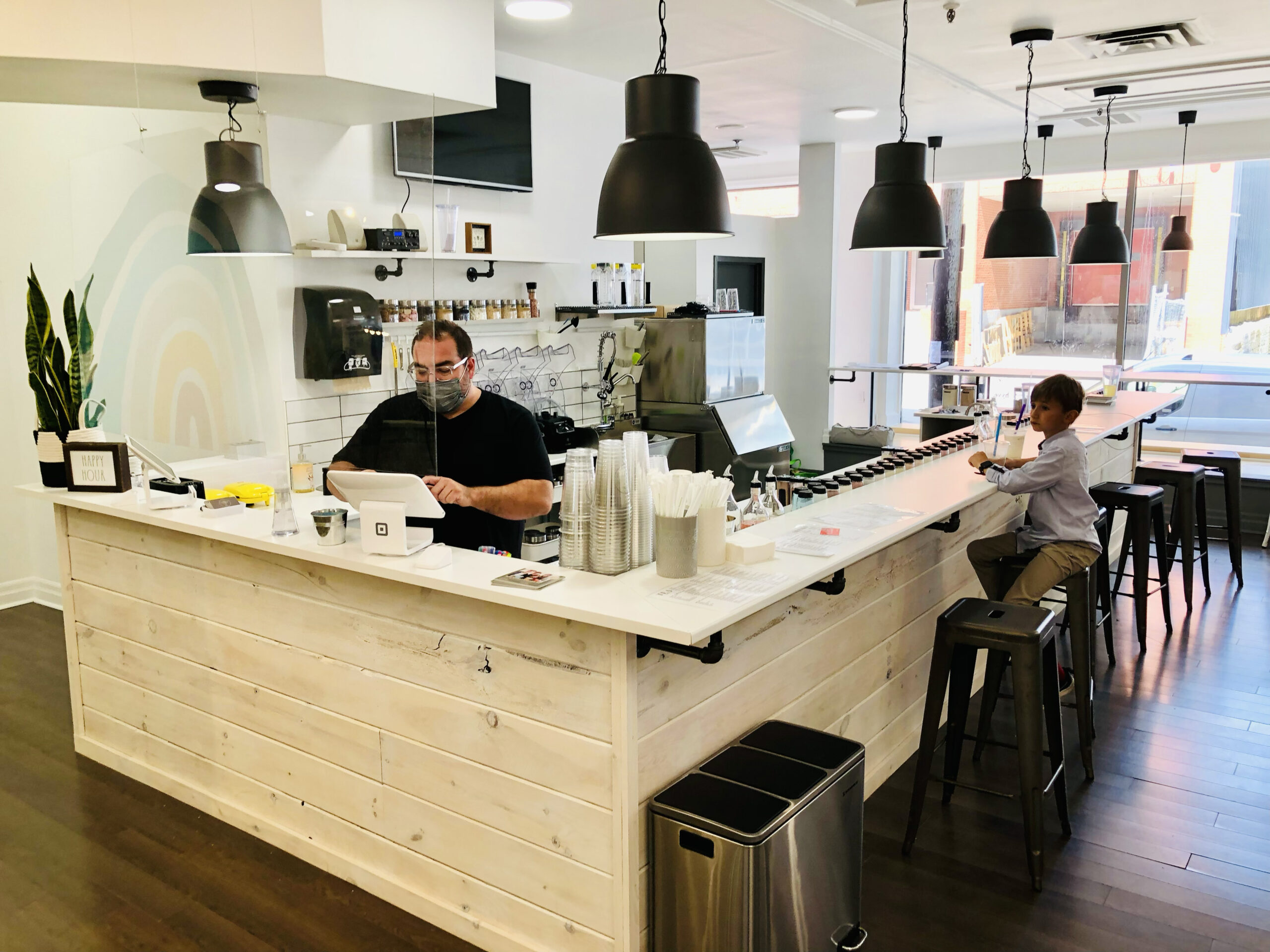 Un nouveau bar à smoothies ouvre à Halifax Canada Info