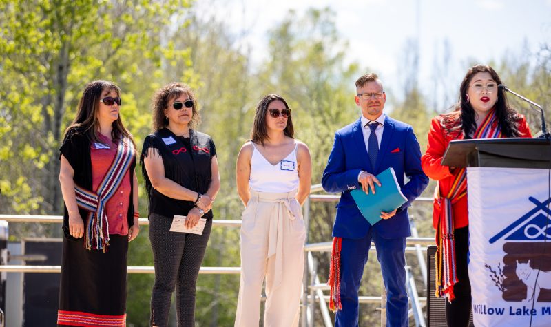 Image show dignitaries speaking at celebration event in Willow Lake Métis Nation