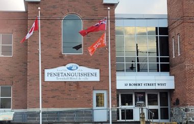 Façade de l'Hôtel de ville de Penetanguishene