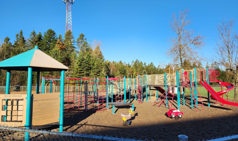 Parc de jeux pour enfant du centre scolaire Samuel-de-Champlain