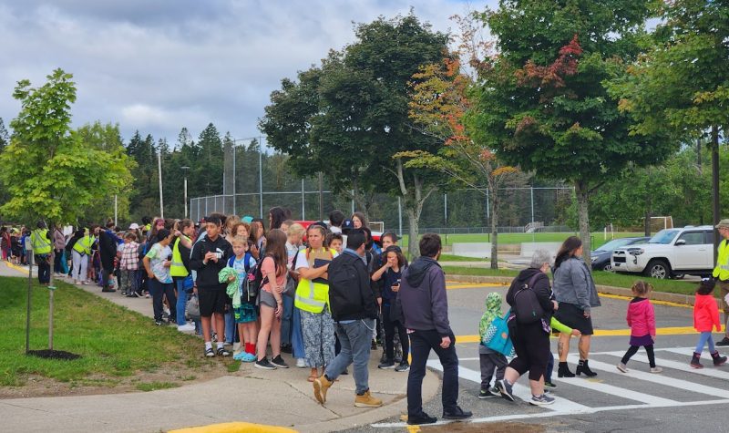 Les élèves de l'école Samuel de Champlain évacué en direction de Milidgeville North