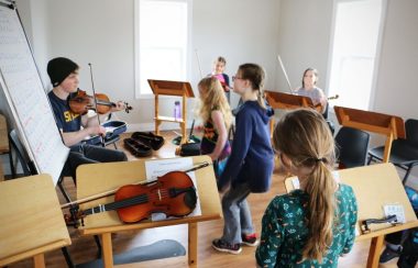 La musique et la danse au Collège gaélique.