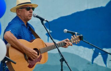 L'artiste acadien Ronald Bourgeois