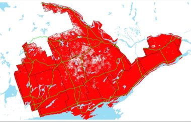 A close in map of South Eastern Ontario, with a red shaded area representing planned cellular network coverage