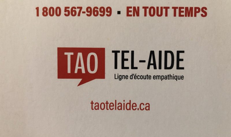 Logo de Tel-Aide, une ligne téléphonique empathique. Il est inscrit dans une bulle orangée, TAO. TAO signifie Tél-Aide Outaouais. À côté de cette bulle, il y est inscrit Tel-Aide Ligne d'écoute empathique. Au dessus, il est inscrit le numéro de téléphone 1-800-567-9699. En-dessous, il est marqué l'adresse courriel taotelaide.ca.