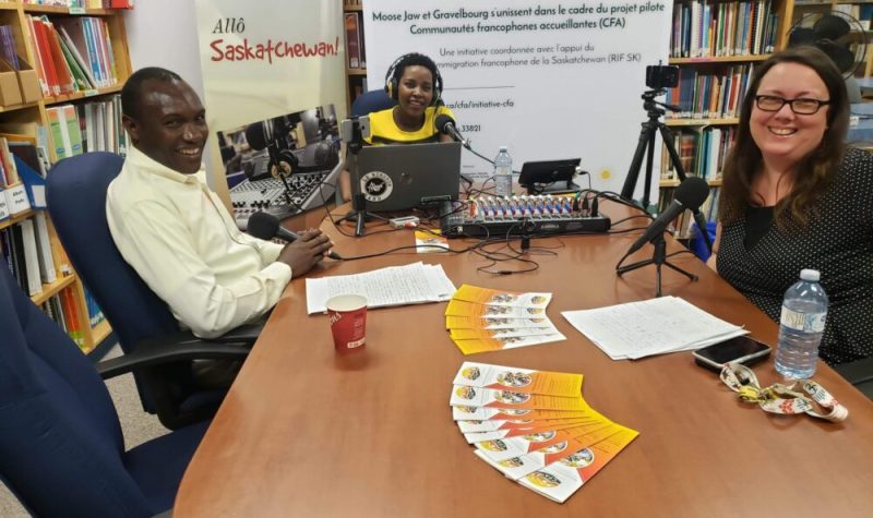 Hors Studio de la Radio Prairie FM, entretien radiophonique avec Damien Hakizimana Musekura et Corinne Dourlent