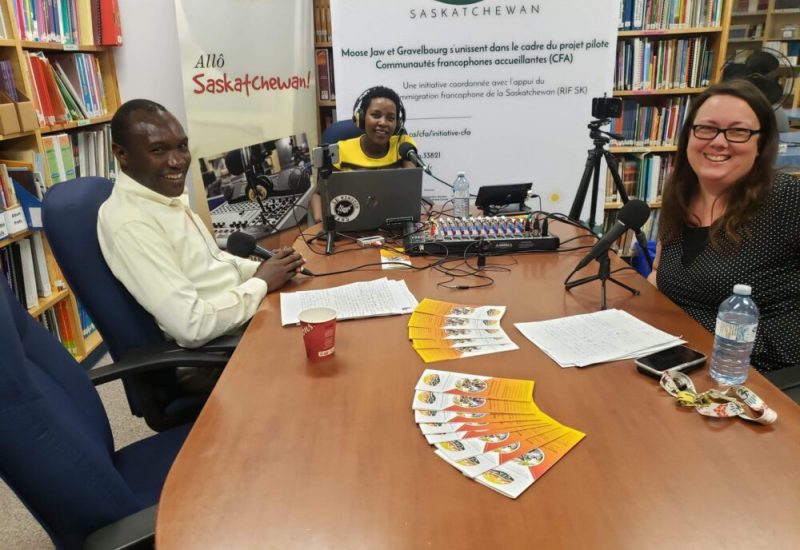 Hors Studio de la Radio Prairie FM, entretien radiophonique avec Damien Hakizimana Musekura et Corinne Dourlent
