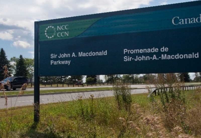 Image de la pancarte de la promenade de Sir John A. Macdonald.