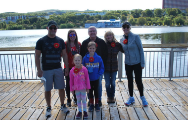 Barbara, participante à la marche de Myélome Canada et sa famille