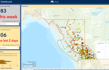 An interactive map shows the active fires in British Columbia with a panel on the side.