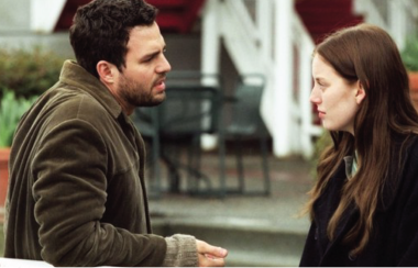 Photo of actress and director Sarah Polley and MArk Ruffalo in a scene from the film My Life Without Me.