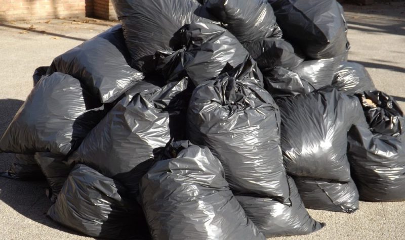 La ville d’Ottawa est finalement parvenue à une décision concernant les ordures ménagères, dès la mi-2024 la ville imposera une limite de trois articles de poubelle et en éliminant les étiquettes de sacs d'ordures ménagères. (Photo: Pixabay)