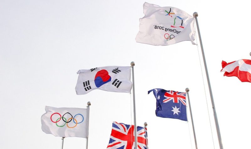 Drapeaux des différents pays pour les Jeux paralympiques