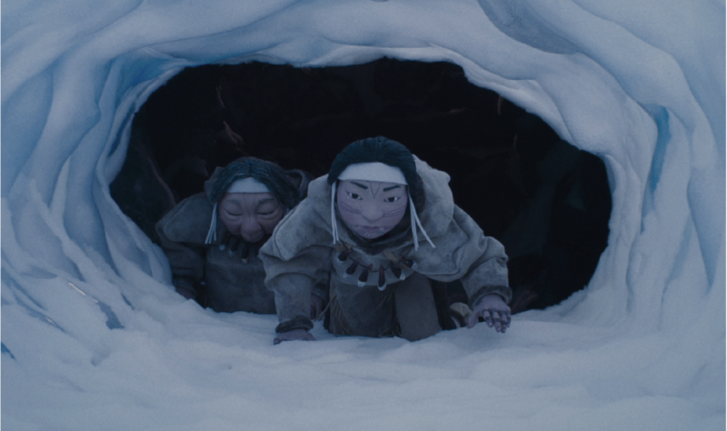 Des personnages dessinés inuits sortent, l'air déterminés, d'un tunnel de neige