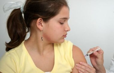 C'est le vaccin Pfizer qui sera administré aux jeunes de Fermont, suivant les recommandations de la santé publique. Image : Unsplash